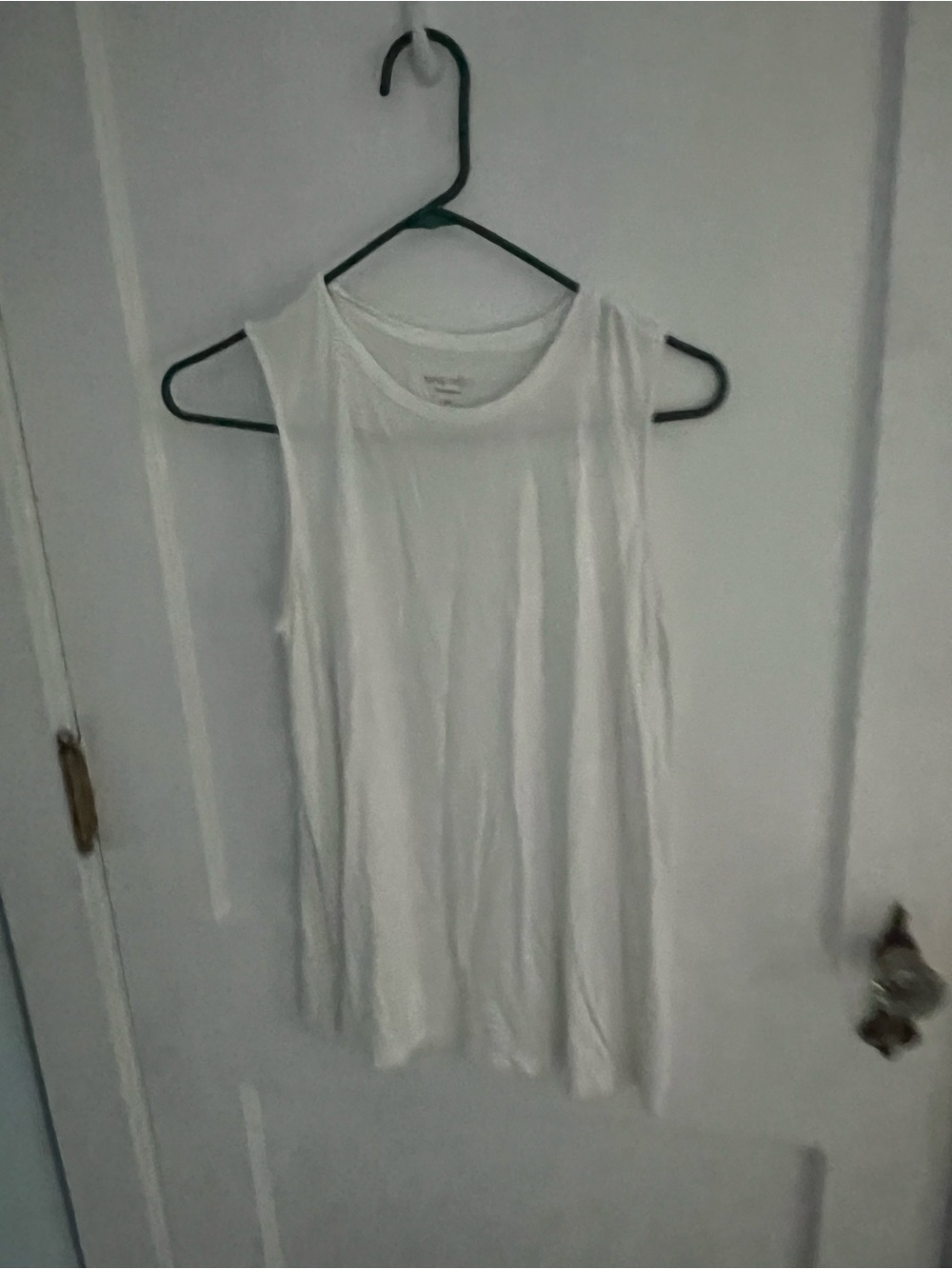 Nine West White Sleeveless Swing Tank